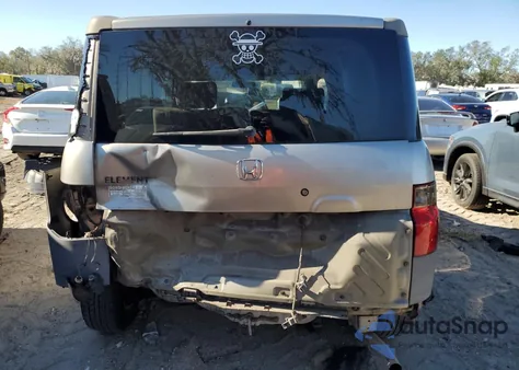 2004 Honda Element Ex z USA, uszkodzony, nr VIN 5J6YH18564L003646